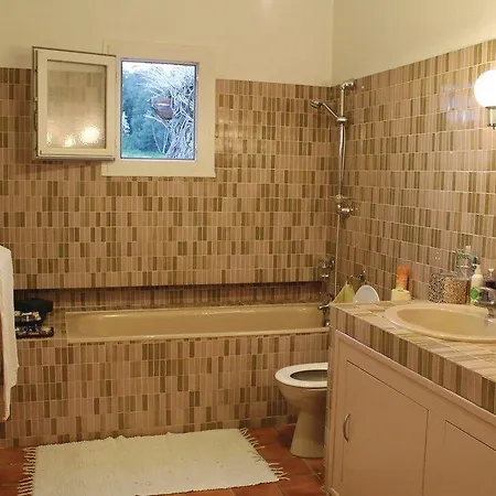 Four-bedroom Holiday In Suarella Eccica-Suarella